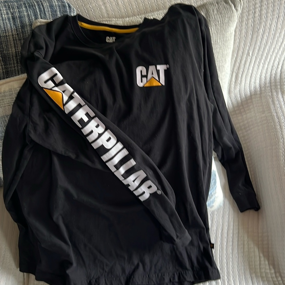 Long sleeve cat tee